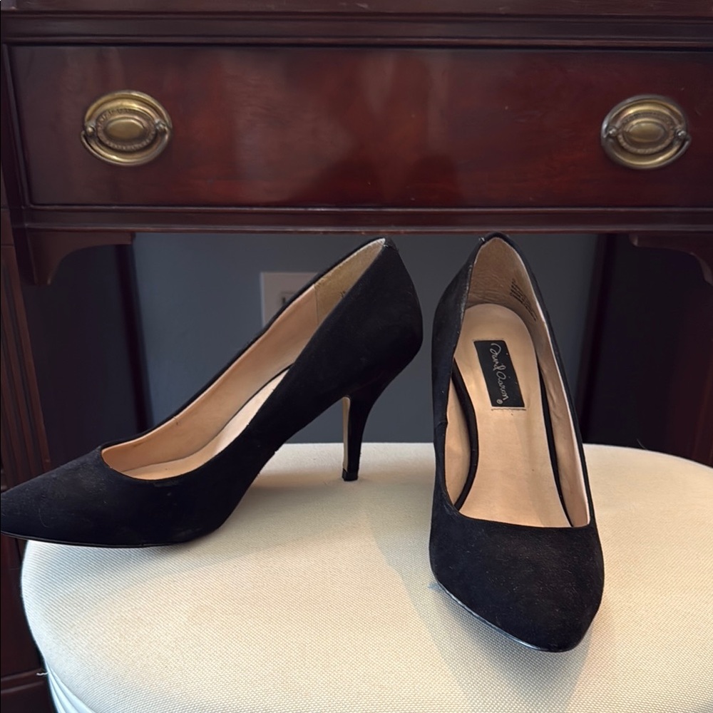 Black Stiletto Heels with Pointed Toe